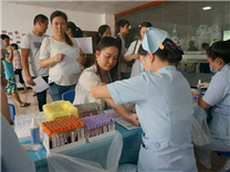 關(guān)愛員工，關(guān)注健康，公司組織進行年度健康體檢